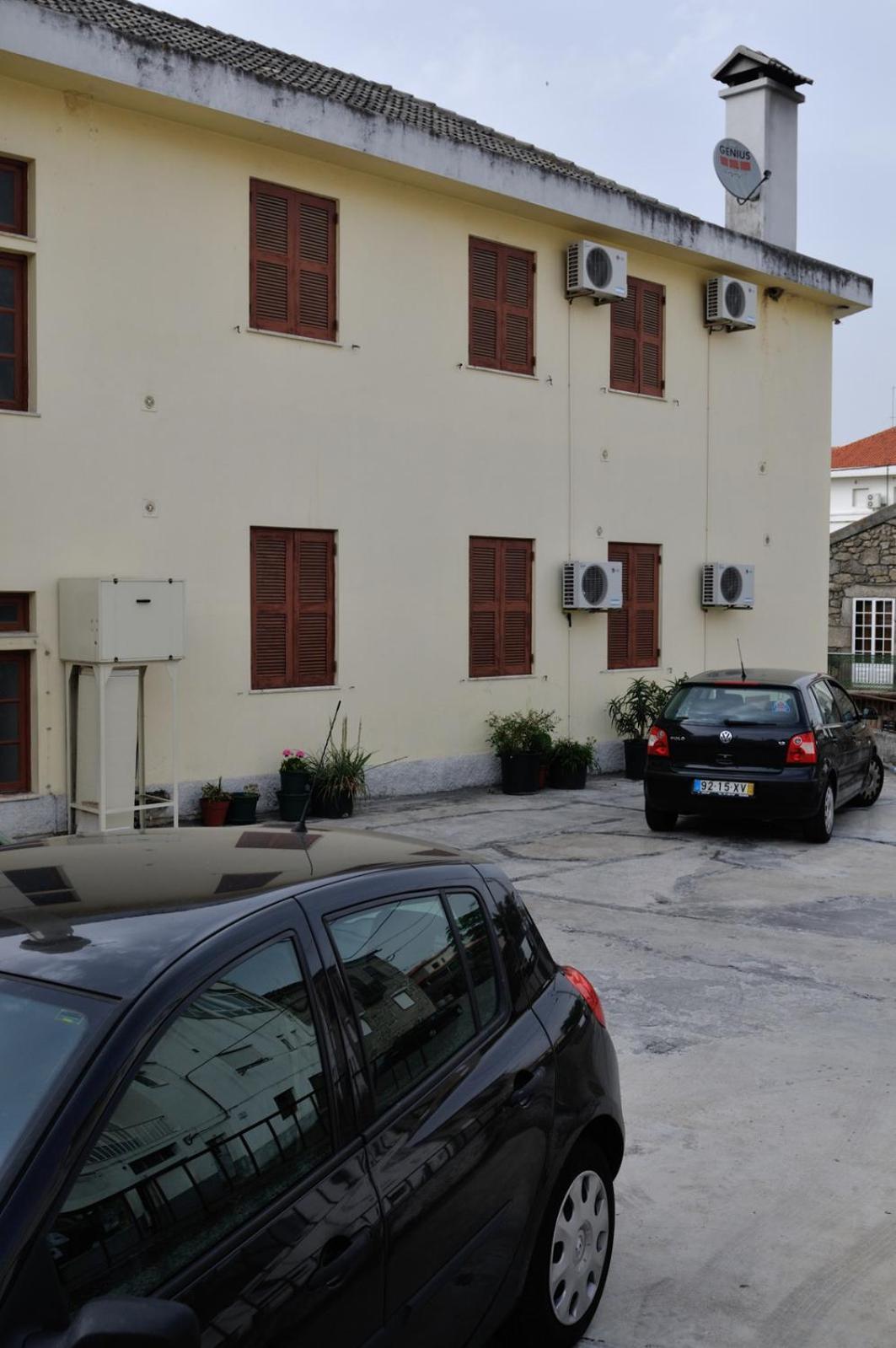 Bed and Breakfast Residencial Parque Celorico Da Beira Esterno foto