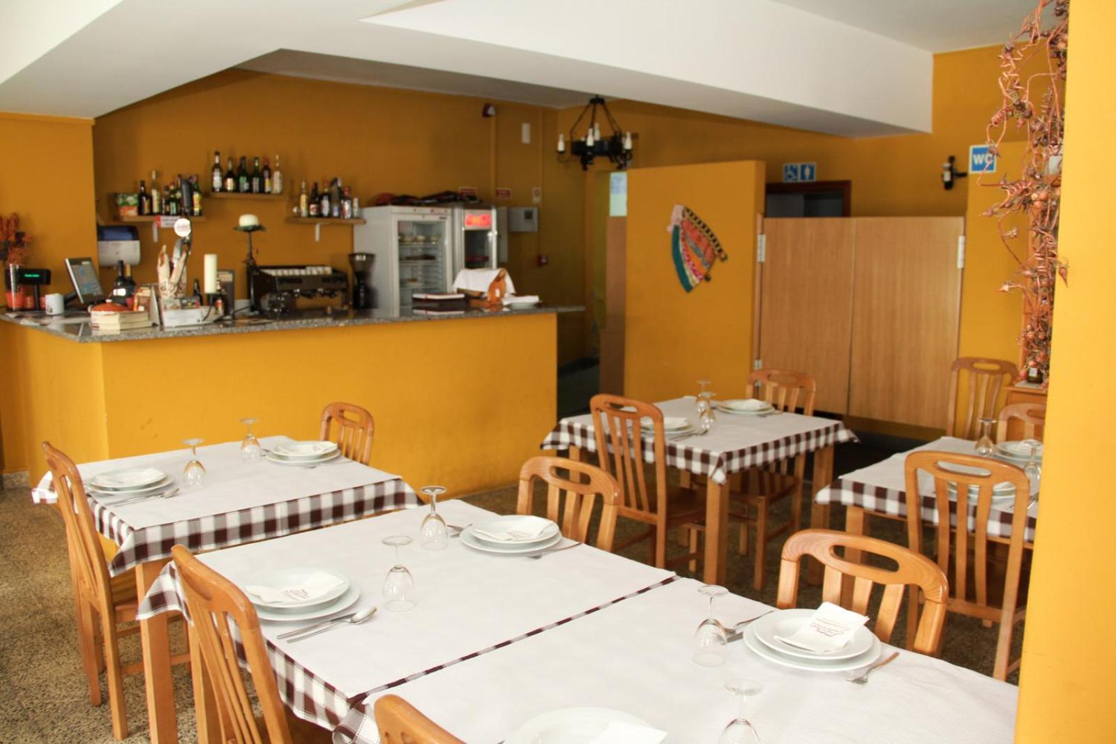 Bed and Breakfast Residencial Parque Celorico Da Beira Esterno foto