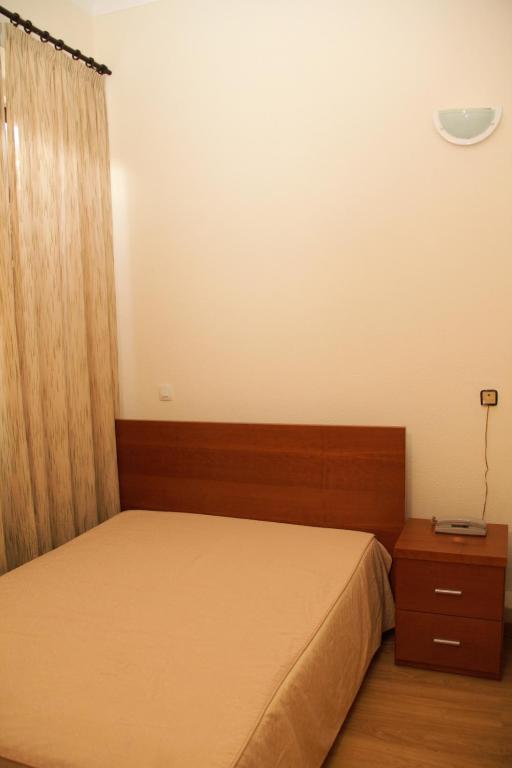 Bed and Breakfast Residencial Parque Celorico Da Beira Esterno foto